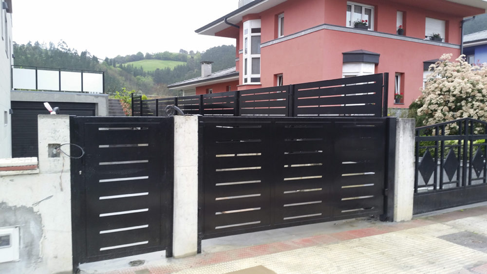 Puertas Batientes Y Correderas - Cerramientos Metálicos - Tela y Malla